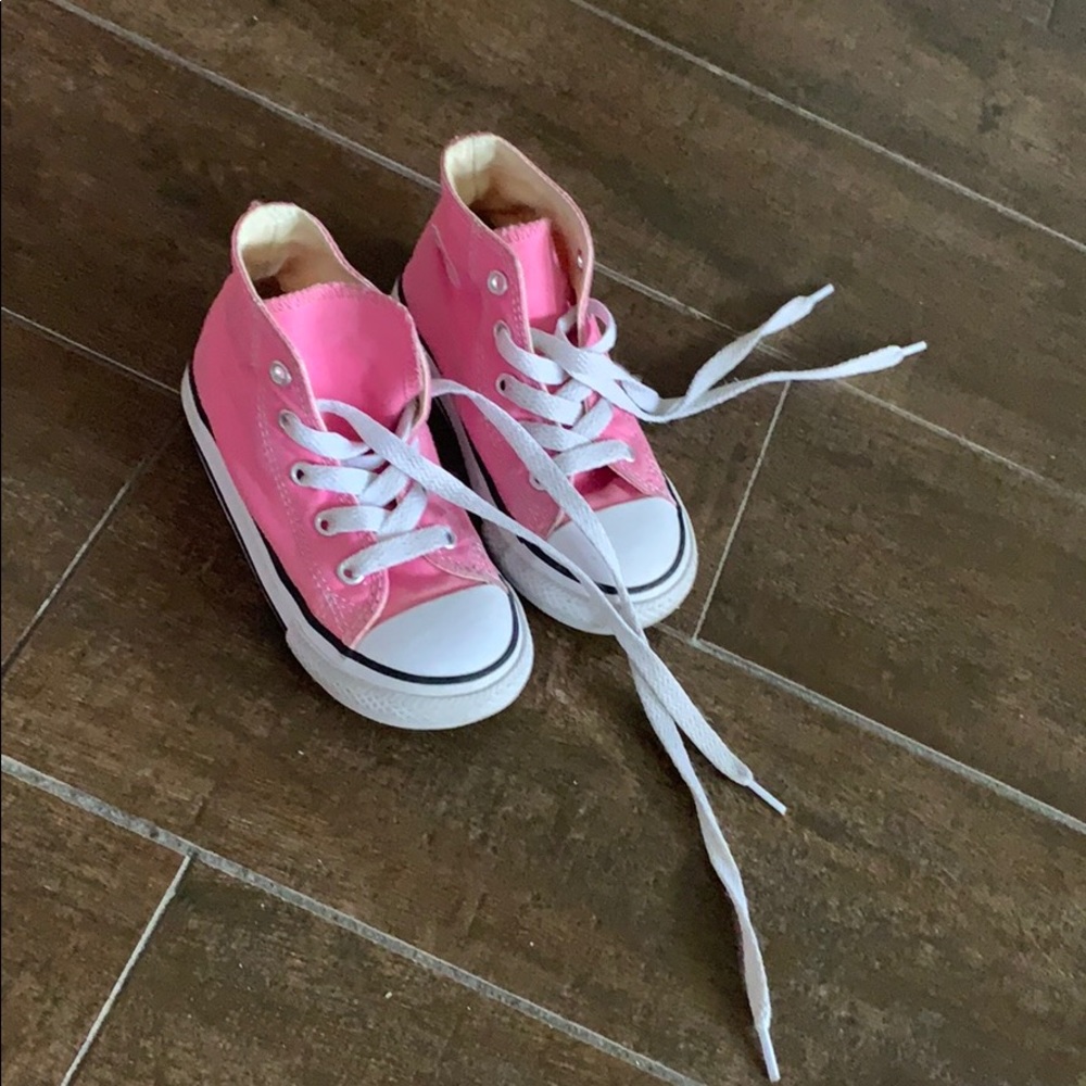 Toddler high top converse sneakers